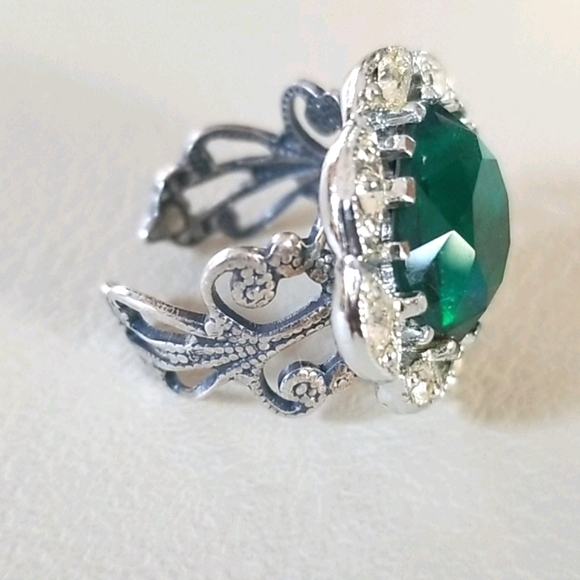 Hand Cradted Repurposed Vintage Rhinestone Adjustable Silver Tone Band Ring - Picture 7 of 16